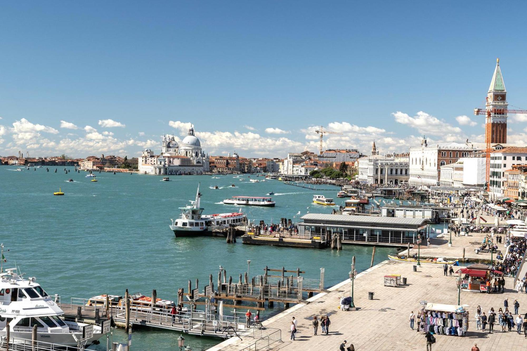 San Giorgio View With Terrace R&r Venice