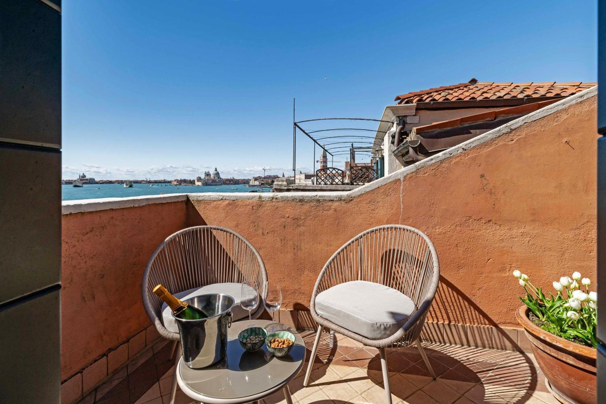 San Giorgio View With Terrace R&r *