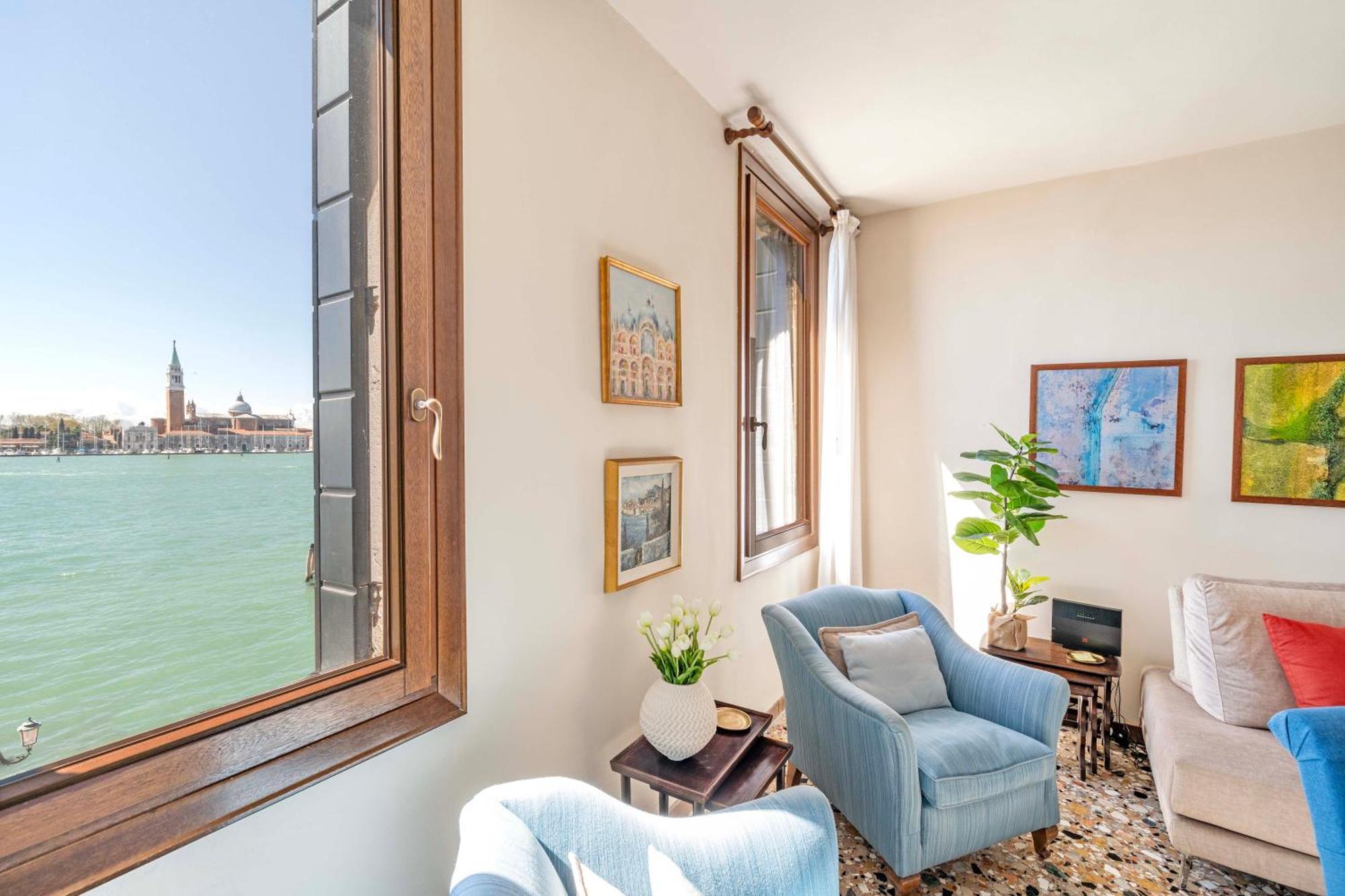 San Giorgio View With Terrace R&r Apartamento *